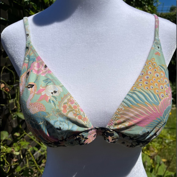 Spell and the Gypsy Collective Cloud Dancer Triangle Bikini Top - Picture 4 of 16